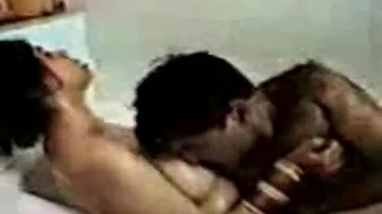 Desi bengali couple sex Bathtub