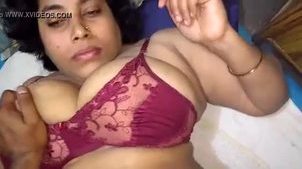 Indian chubby aunty fucks with man