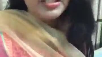 Hot apu s on live